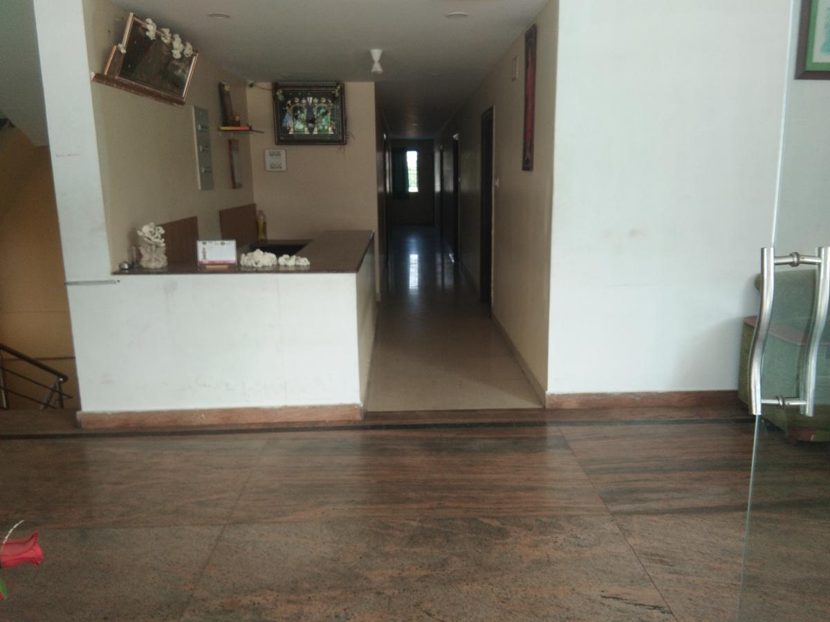 Sairam Residency Tirupati Bagian luar foto